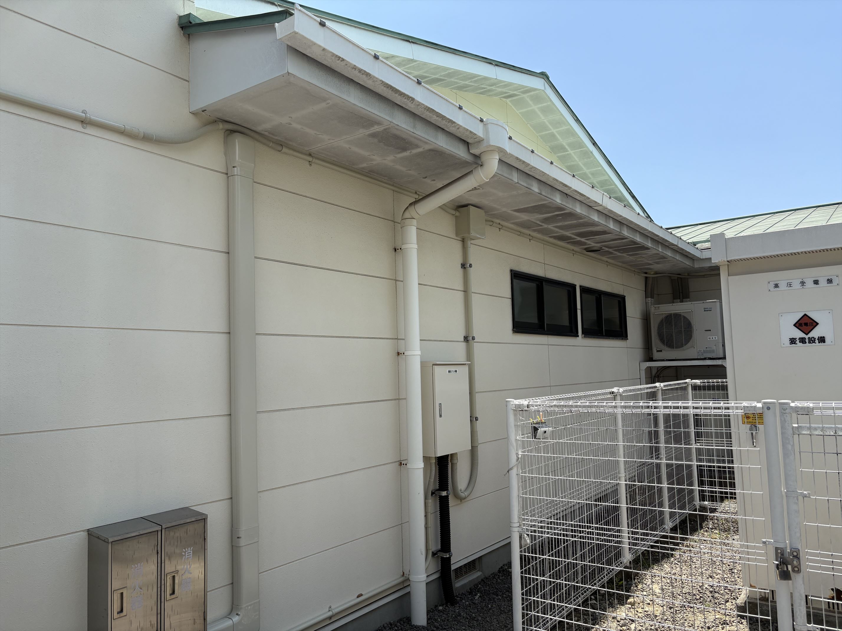 菅谷台保育所遊戯室エアコン設置工事